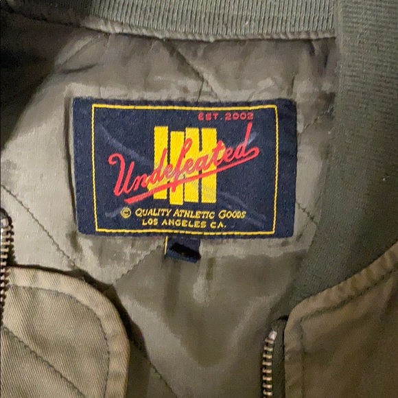 Undefeated green bomber jacket - Picture 3 of 6
